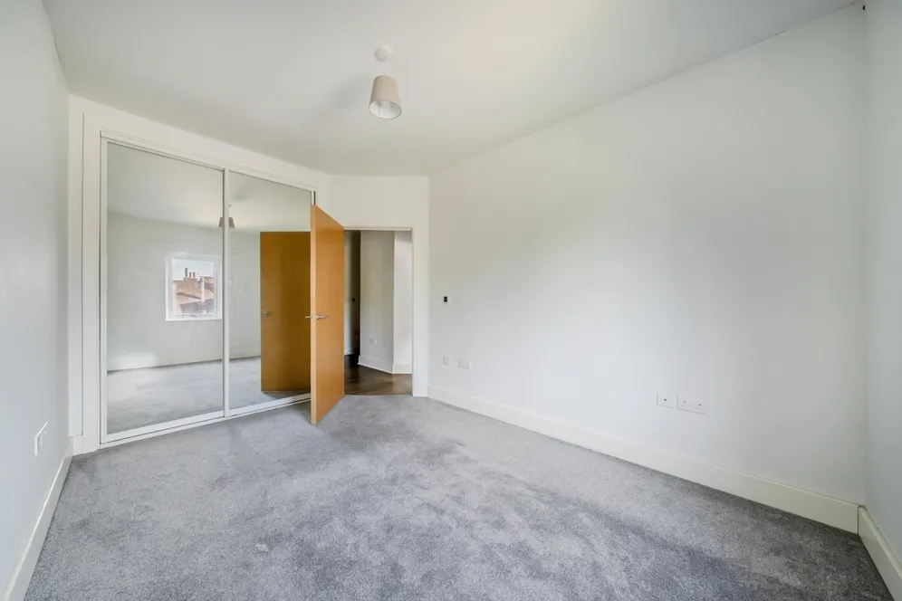 6 Union Place, Bartholomew Street Newbury RG14 photo 4