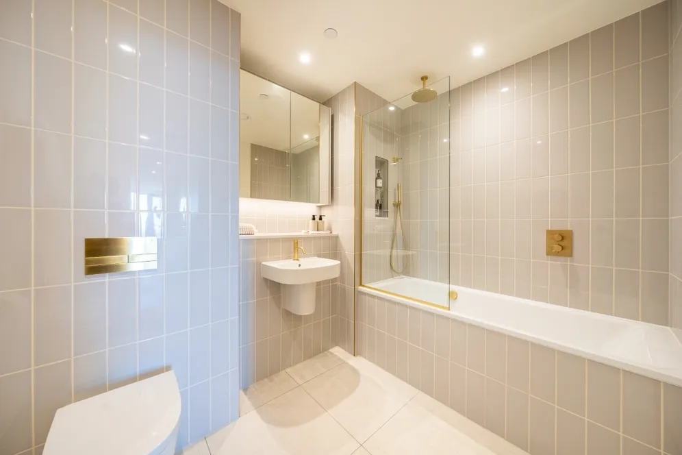 The Eades, 11 Selborne Road London E17 photo 5