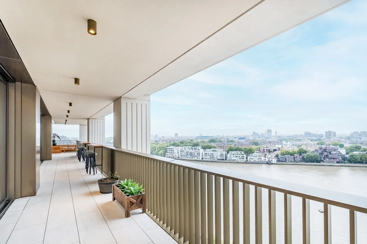 Oak Lane Nine Elms SW8 photo 9