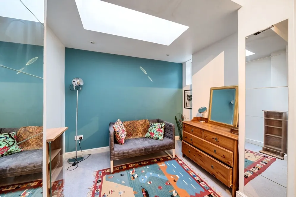 Alexandra Park Road London N10 photo 12
