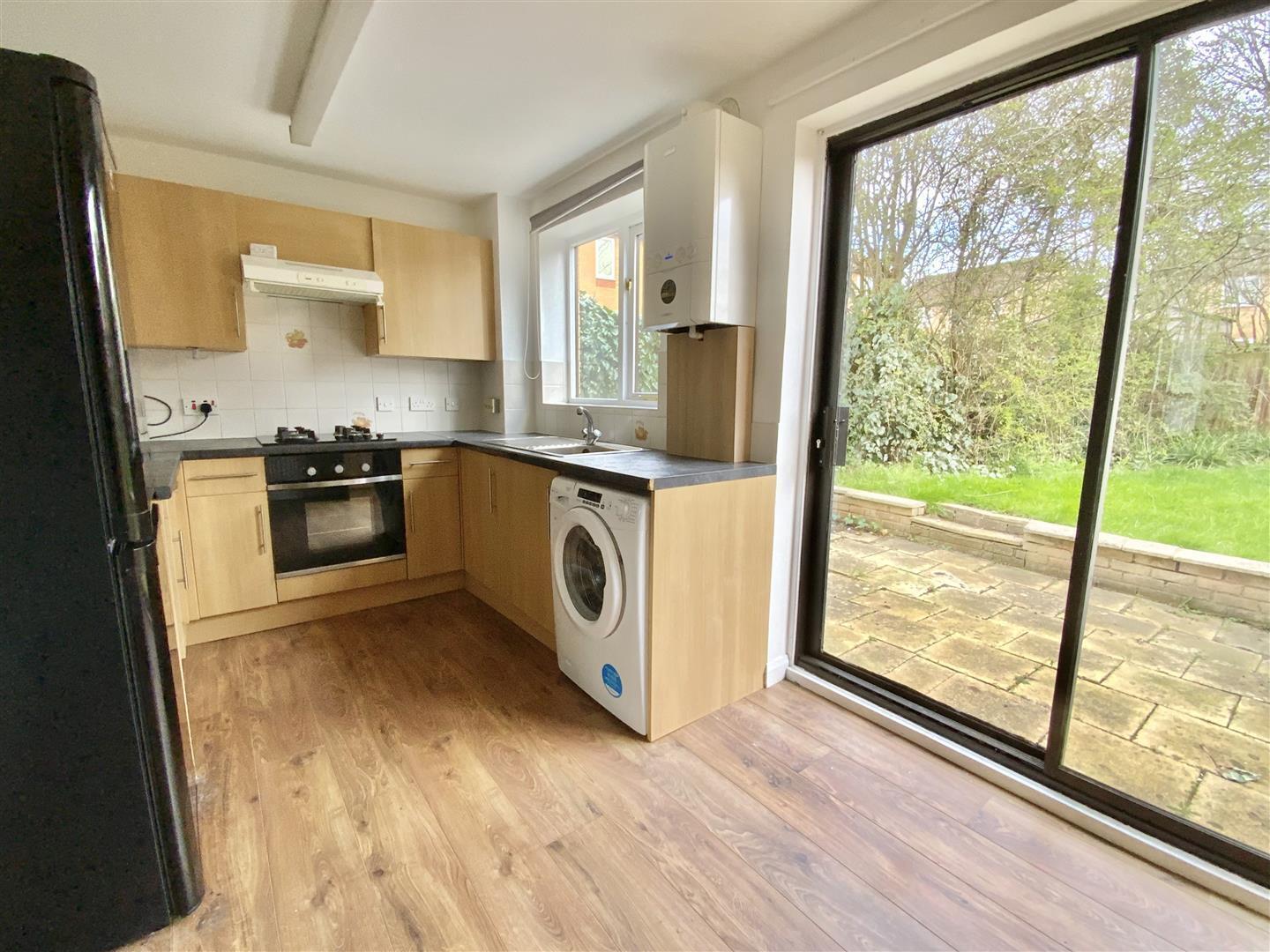Tallis Lane, Browns Wood, Milton Keynes Image 3