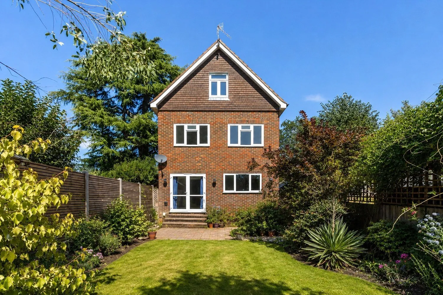 Evesham Road North, Reigate, RH2 photo 17