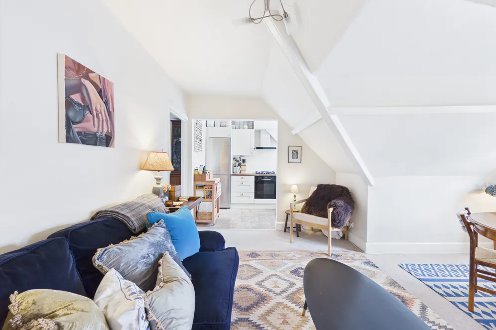 Onslow Gardens, London, N10 photo 3