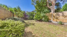 Onslow Gardens, London, N10 photo 4