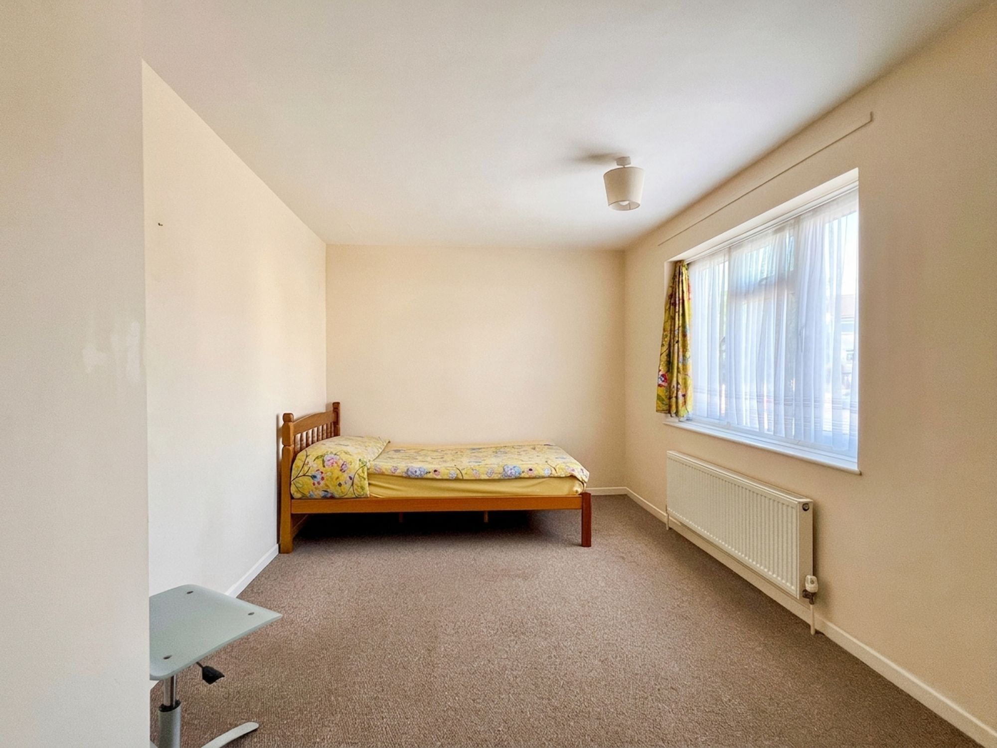 Buckland Road, Taunton - NO onward chain! Image 5