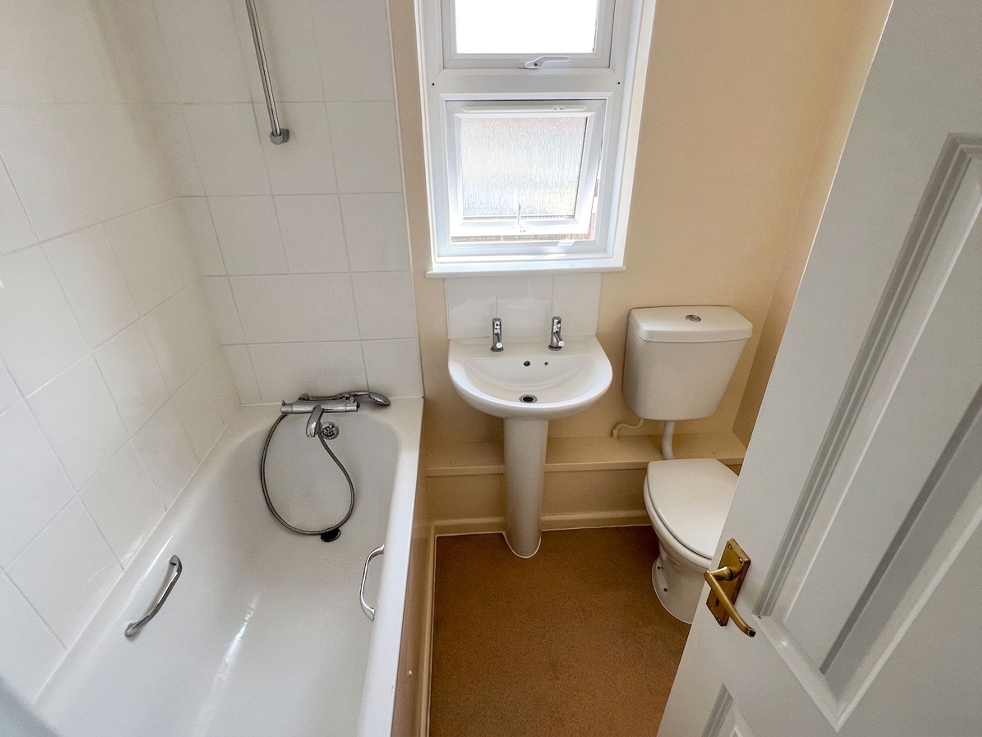 Buckland Road, Taunton - NO onward chain! Image 19