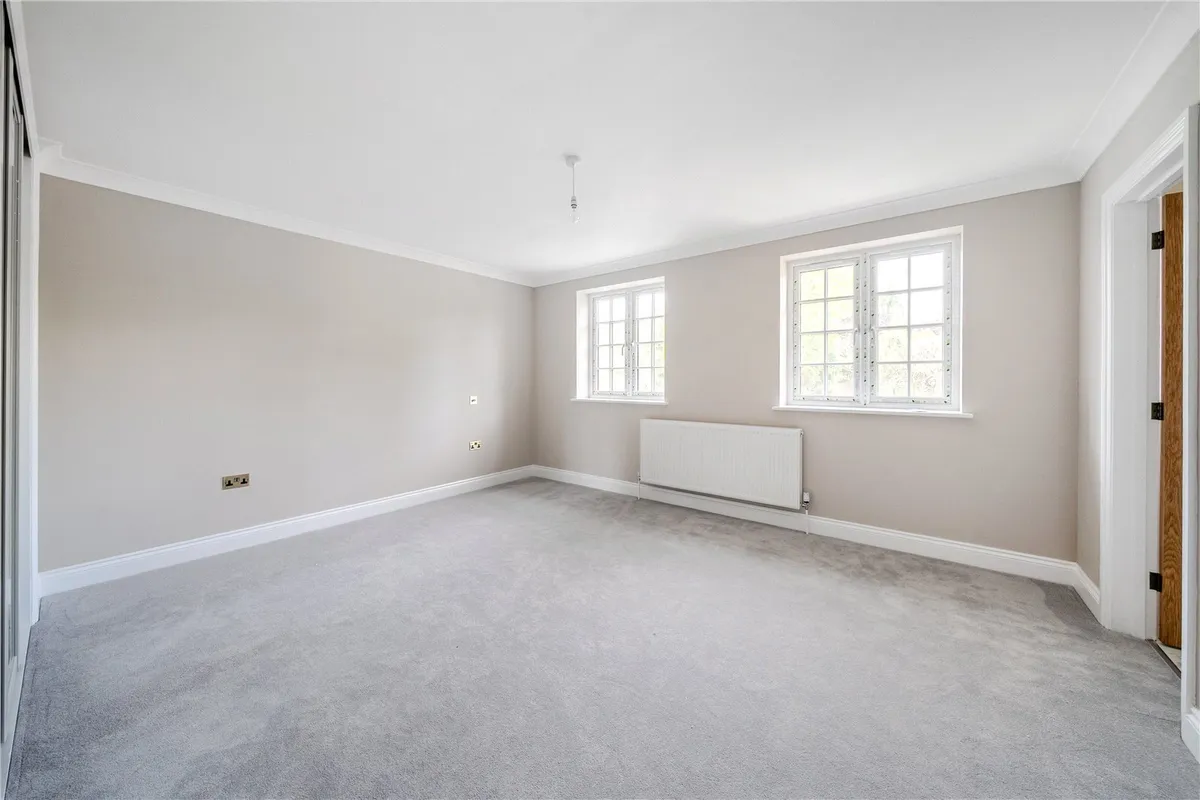 Cherry Tree Drive, Cliddesden, RG25