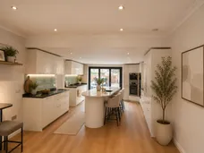 Brooklands Road, Weybridge, KT13 photo 3