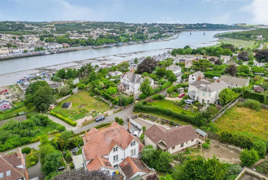 Property Image 37