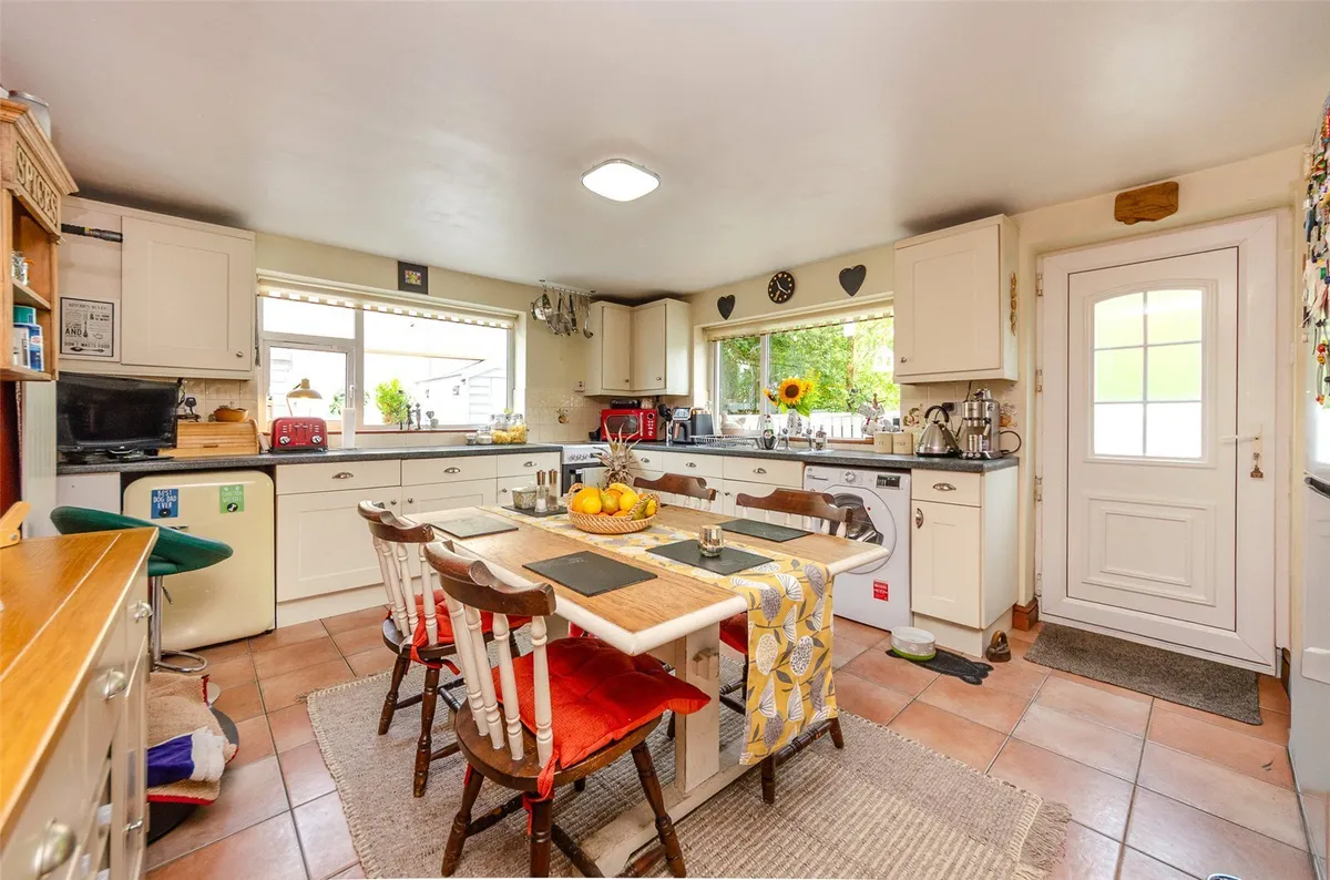 Bontnewydd, Caernarfon, Gwynedd, LL54