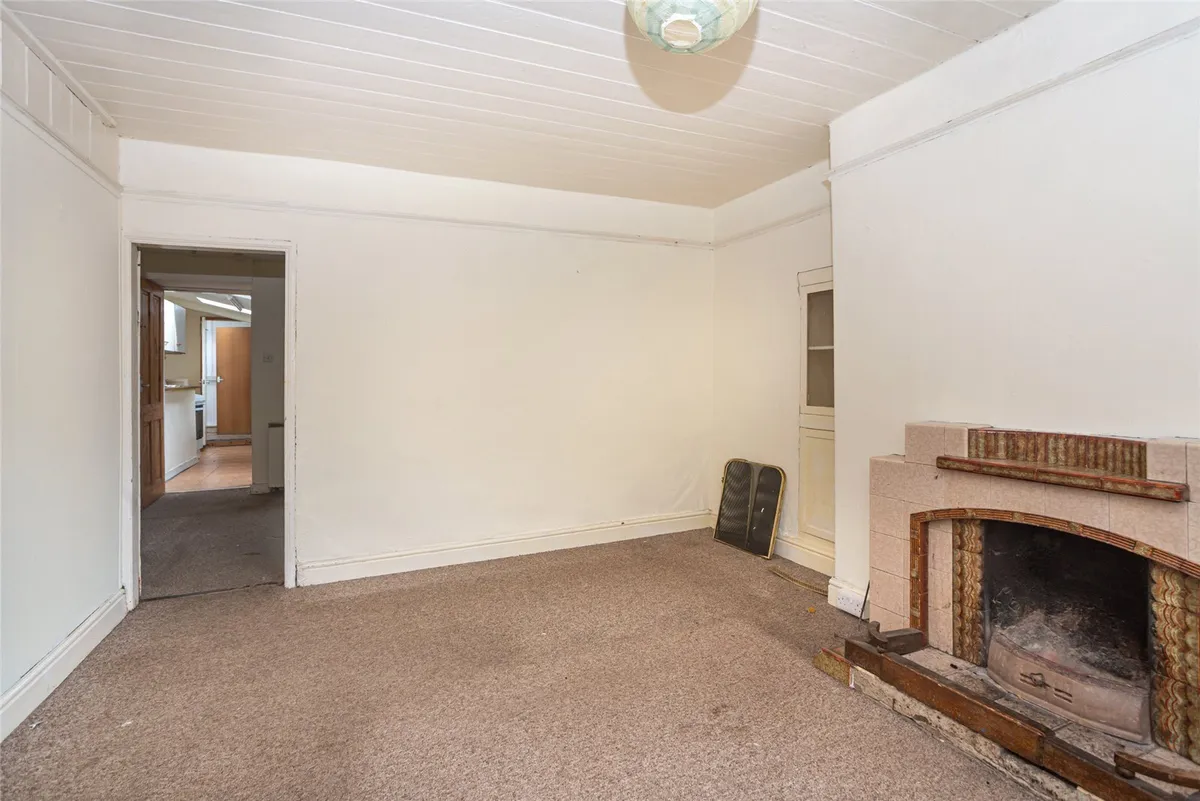 Tabernacle Terrace, Bethesda, Bangor, Gwynedd, LL57