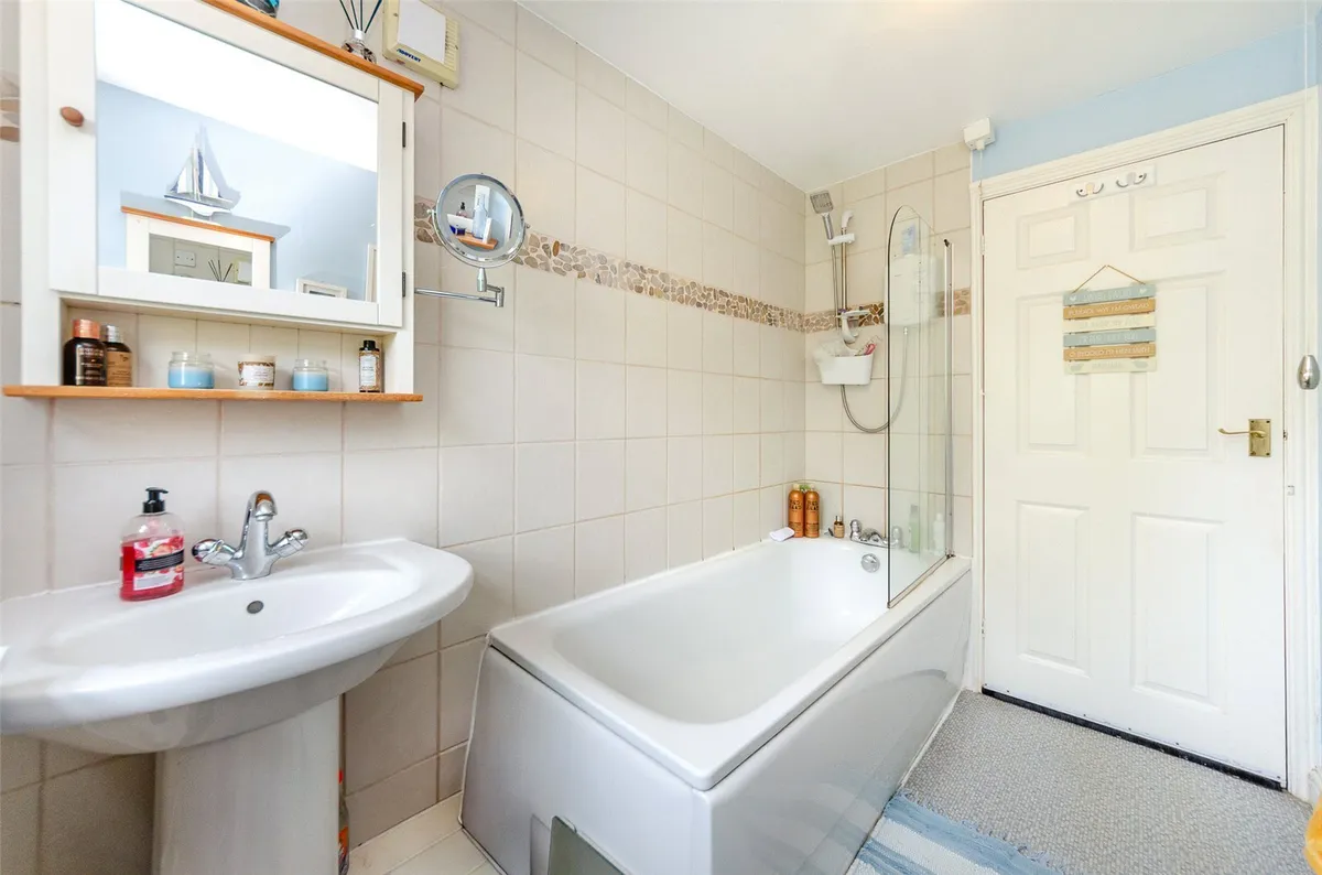 Bontnewydd, Caernarfon, Gwynedd, LL54