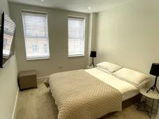 Jubilee Gardens, Weybridge, KT13 photo 7