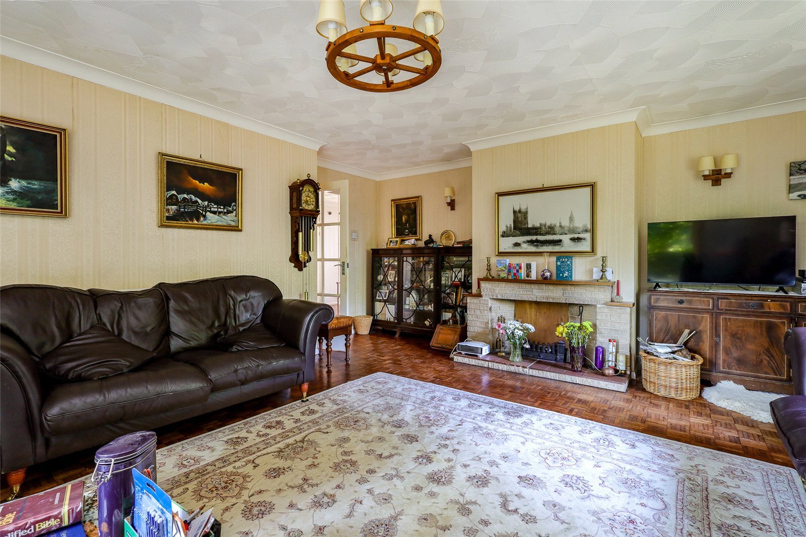 Pine Walk, Liss, Hampshire, GU33 Image 5