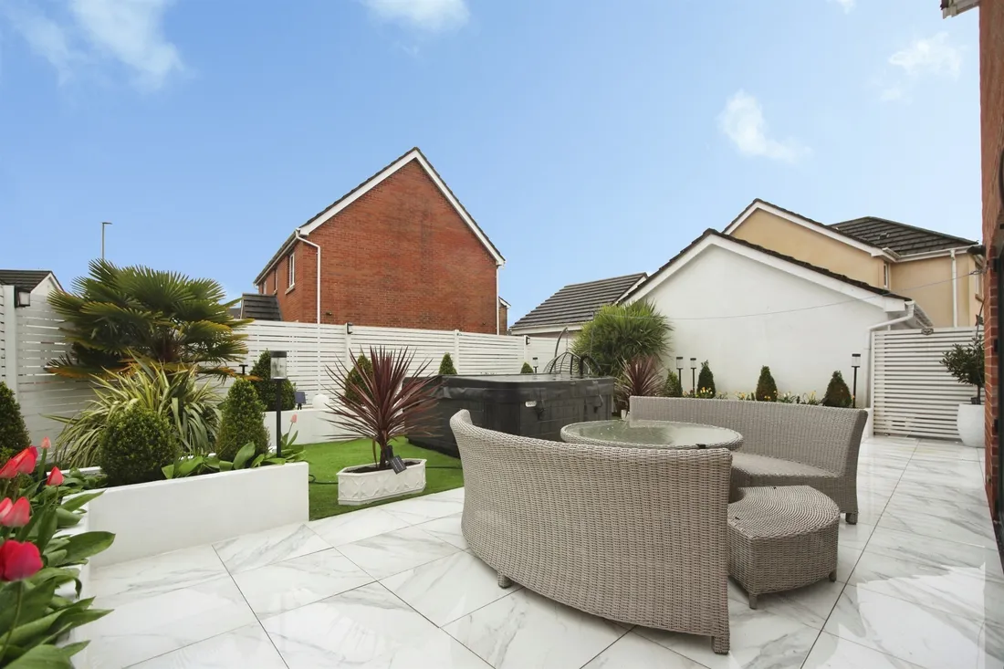 Property photo 24