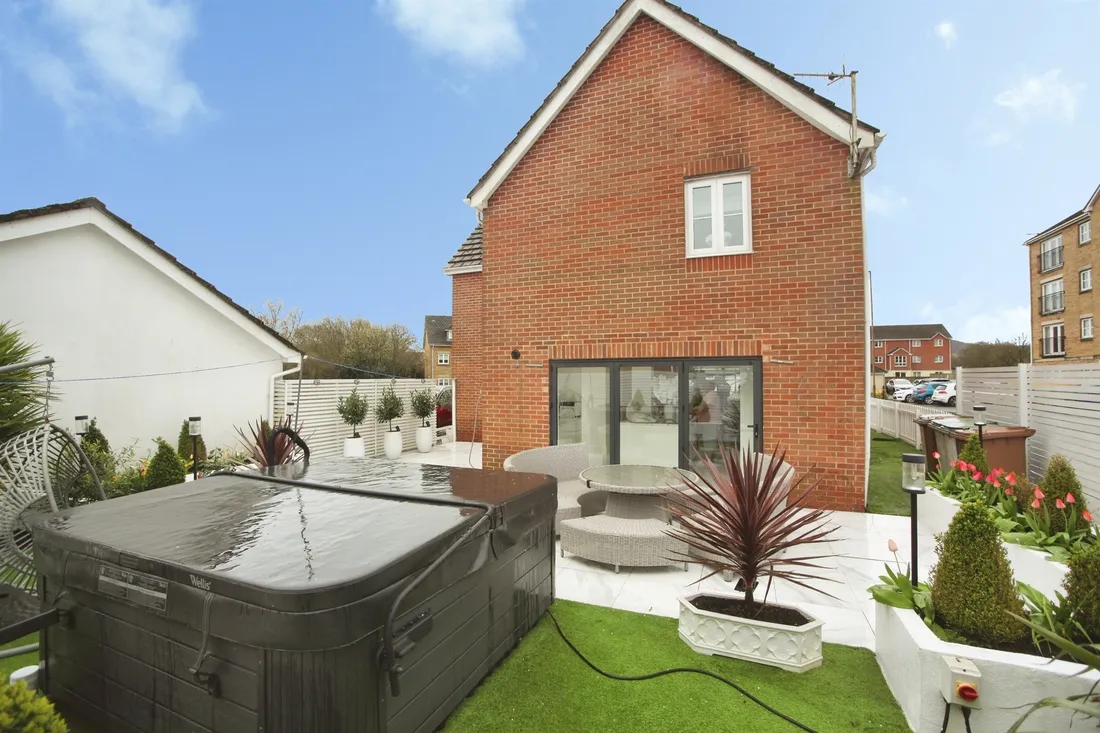 Property photo 25