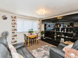 Hawkins Road, CRAWLEY thumb 3