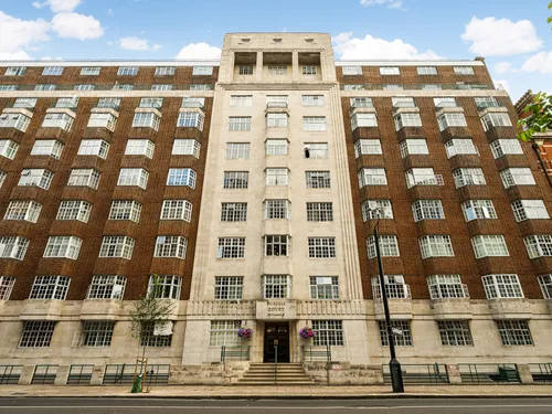 Woburn Place, LONDONphoto