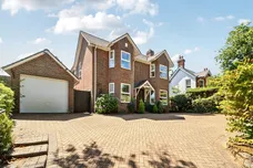 Crabtree Lane, Bordon, GU35 photo 1