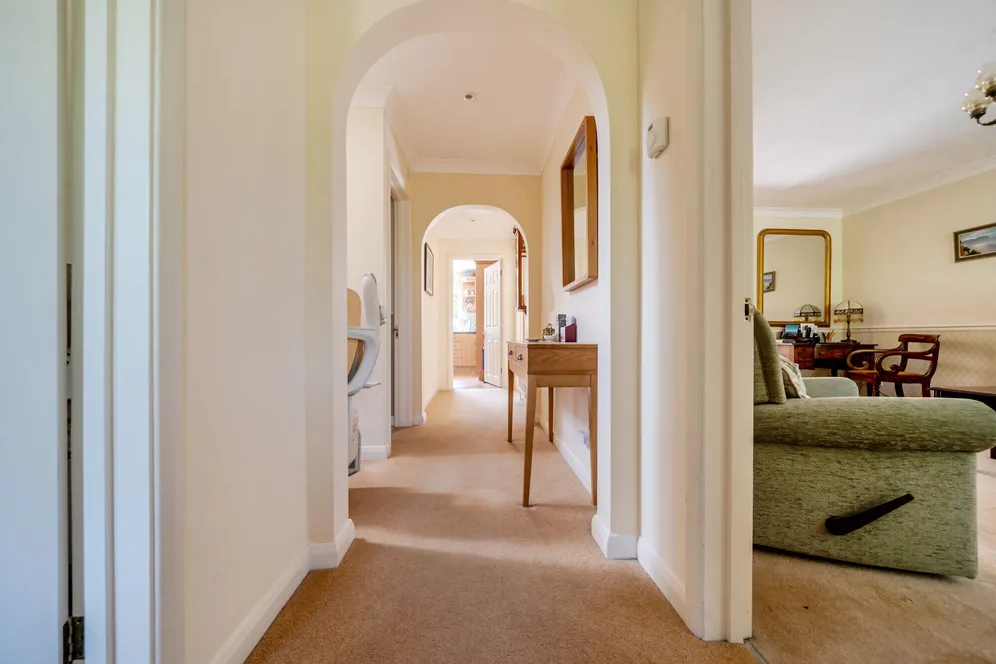 Crabtree Lane, Bordon, GU35 photo 5