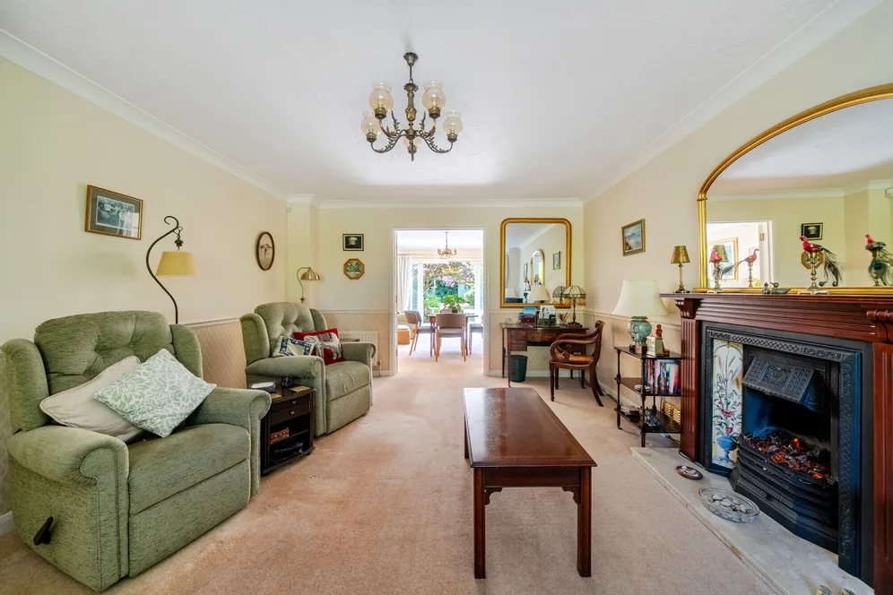 Crabtree Lane, Bordon, GU35 photo 6