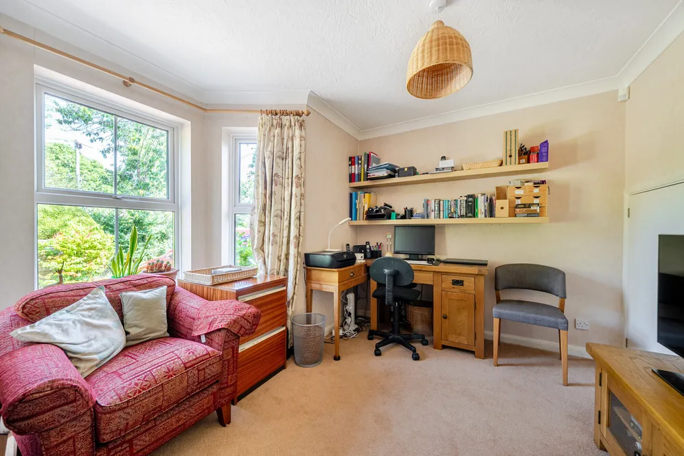 Crabtree Lane, Bordon, GU35 photo 7