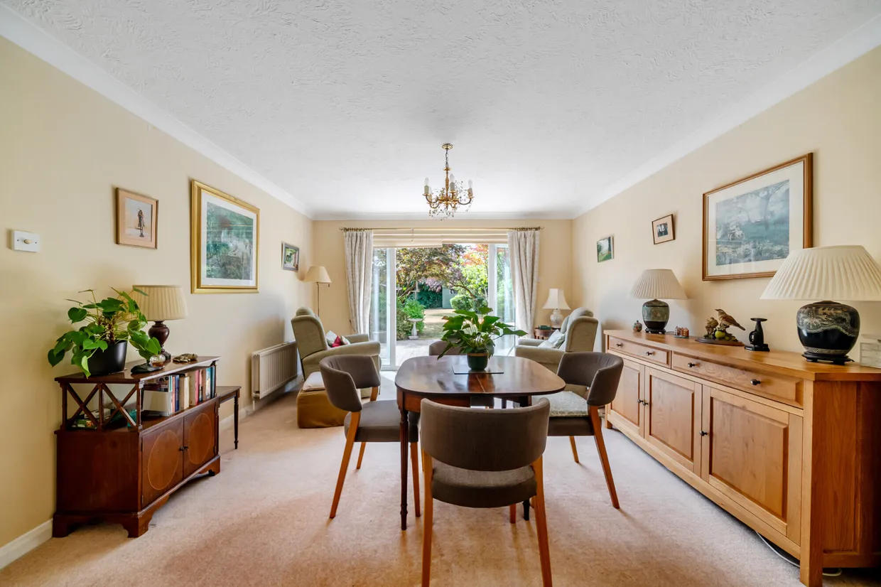 Crabtree Lane, Bordon, GU35 photo 9