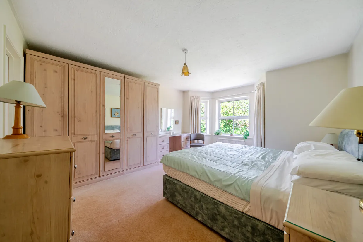 Crabtree Lane, Bordon, GU35 photo 11