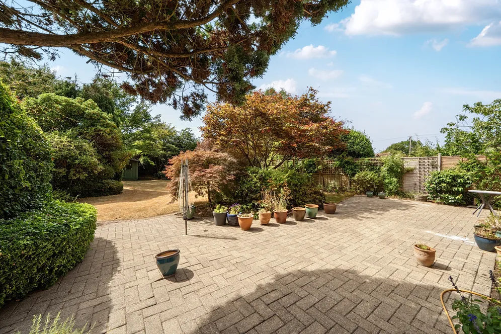 Crabtree Lane, Bordon, GU35 photo 15