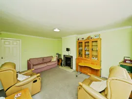 Sunningdale Drive, Bromborough, Wirral thumb 3