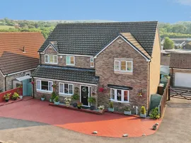 School Close, Nelson, Treharris photo