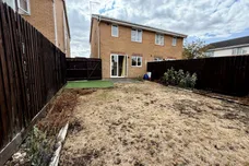 Swan Gardens, Peterborough