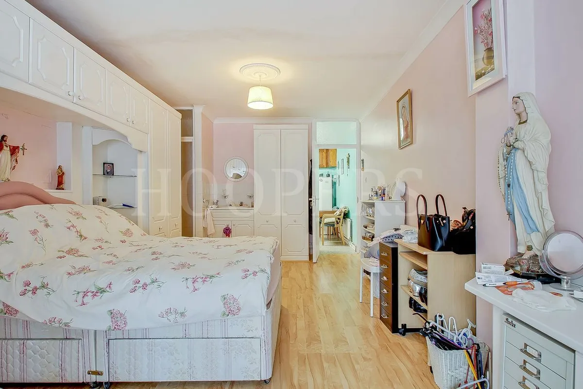 Mora Road, London, NW2