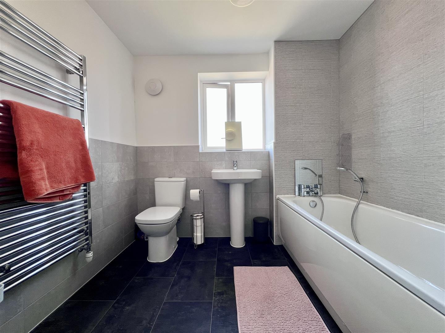 Whitecastle Way, Kingsmead, Milton Keynes Image 15