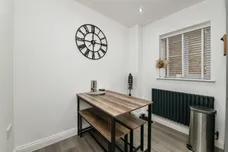 Swain Close, Axminster