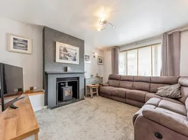 Southlands Drive, Grantham thumb 2