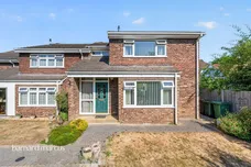 Knolls Close, Worcester Park
