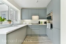 Melford Road, London