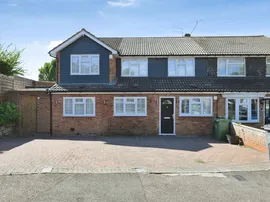 Lilliards Close, Hoddesdon photo