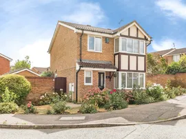 Tyne Close, Wellingborough thumb 2