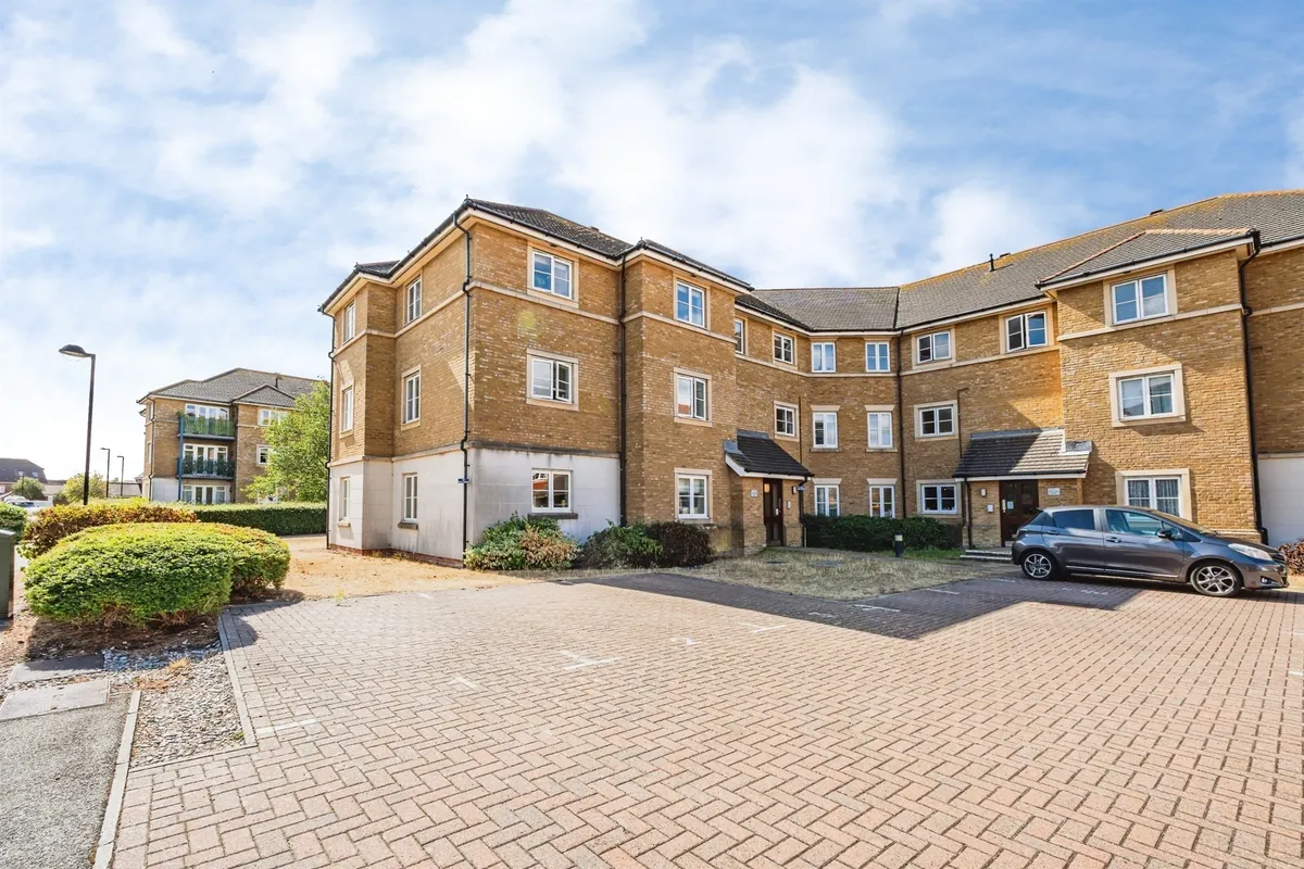 Santa Cruz Drive, Eastbourne
