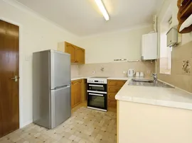 Ledburn Grove, Cedars Way, Leighton Buzzard thumb 3