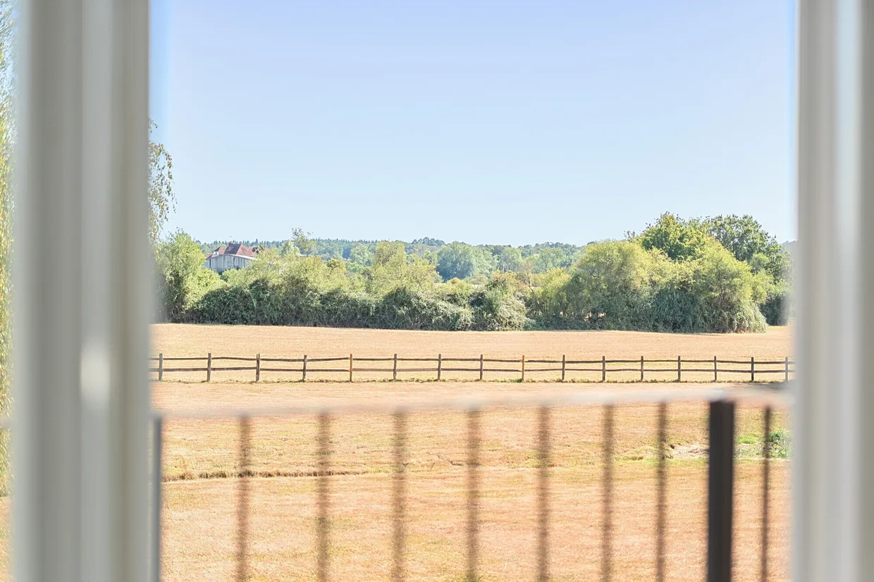 Frith End, Nr Farnham, GU35 photo 12