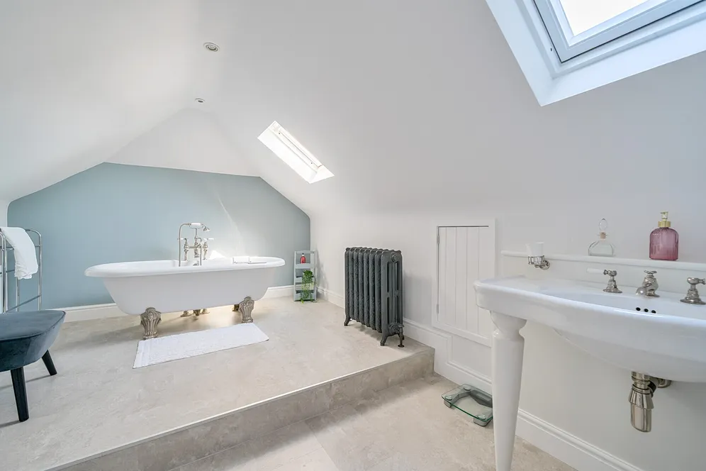 Frith End, Nr Farnham, GU35 photo 16