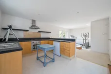 Frith End, Nr Farnham, GU35 photo 23