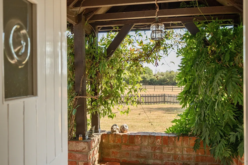 Frith End, Nr Farnham, GU35 photo 24