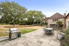 East Meon Petersfield GU32 photo 3