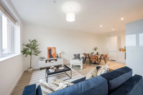 Elmsleigh Road Staines TW18