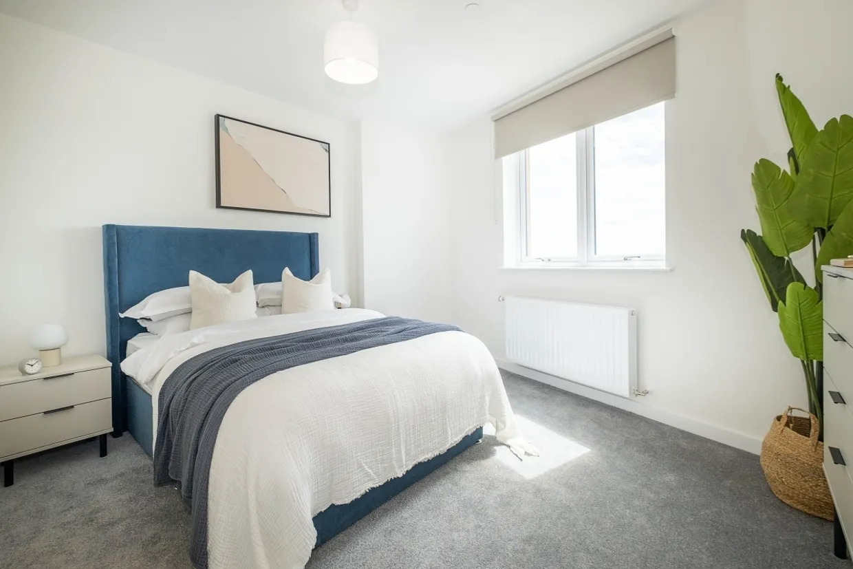Elmsleigh Road Staines TW18 photo 3