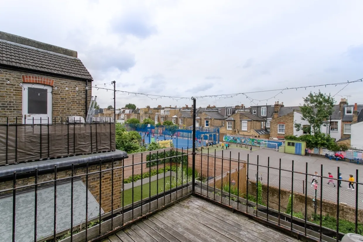 Wix's Lane London SW4 photo 4